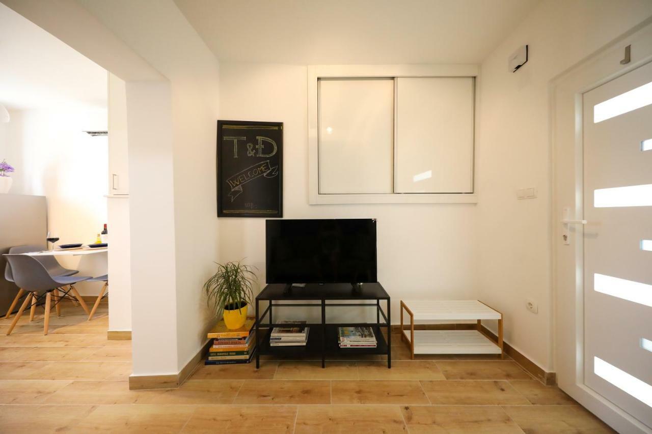 Apartment T&d *